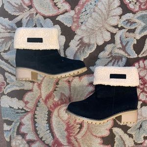 Floryday Women’s Faux Fur Lined Ankle Boots